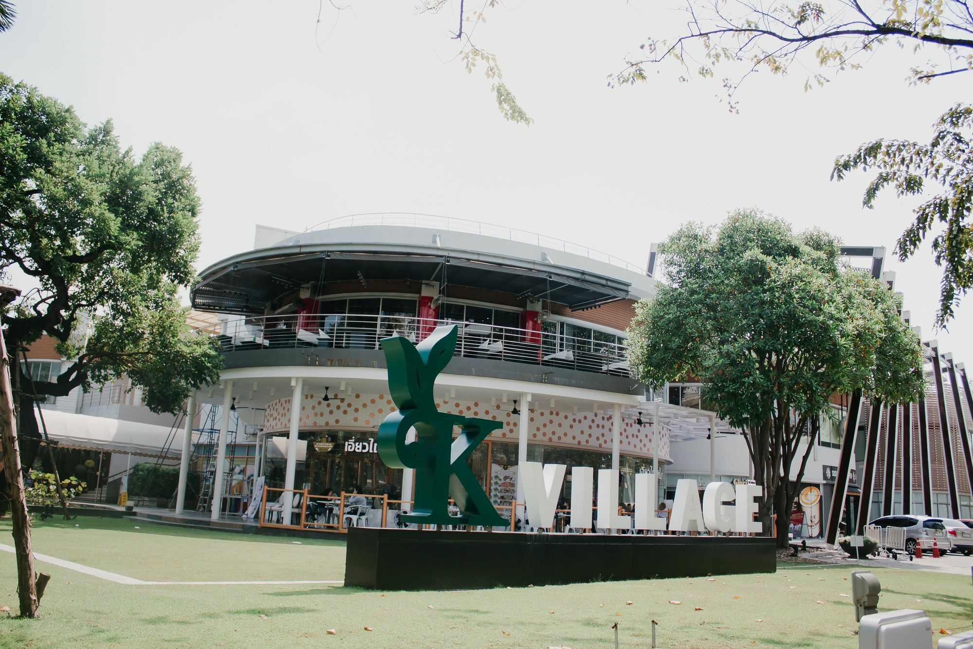 Weeping Willow Sukhumvit 26 Bangkok Exterior photo